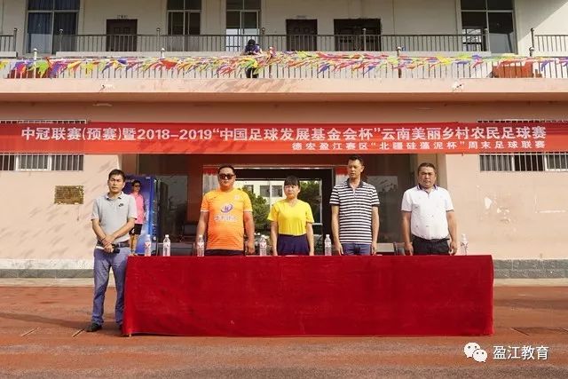 媒体人：足以载入史册的极致小外对飚 张镇麟对上海防守至关重要